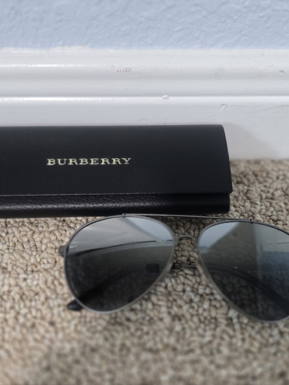 Burberry Silver Aviator Sunglasses with Black Case - Picture 5 of 8
